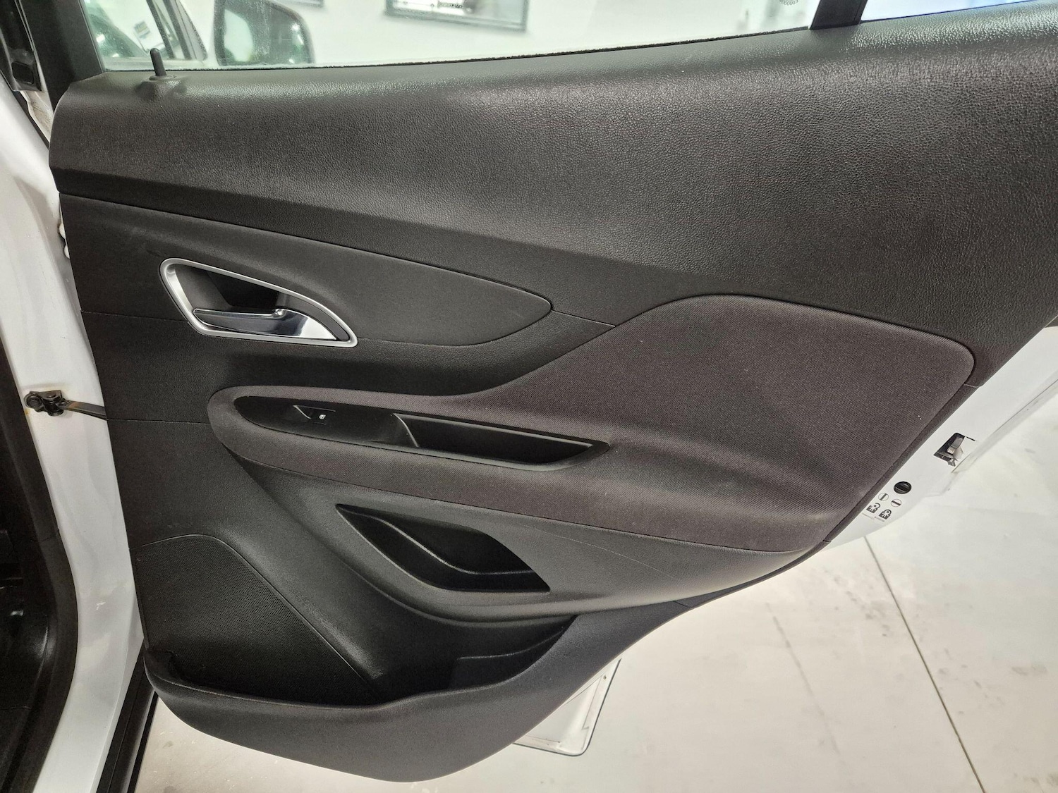 Used Vauxhall Mokka 2016 for sale - 77074697: Photo 44