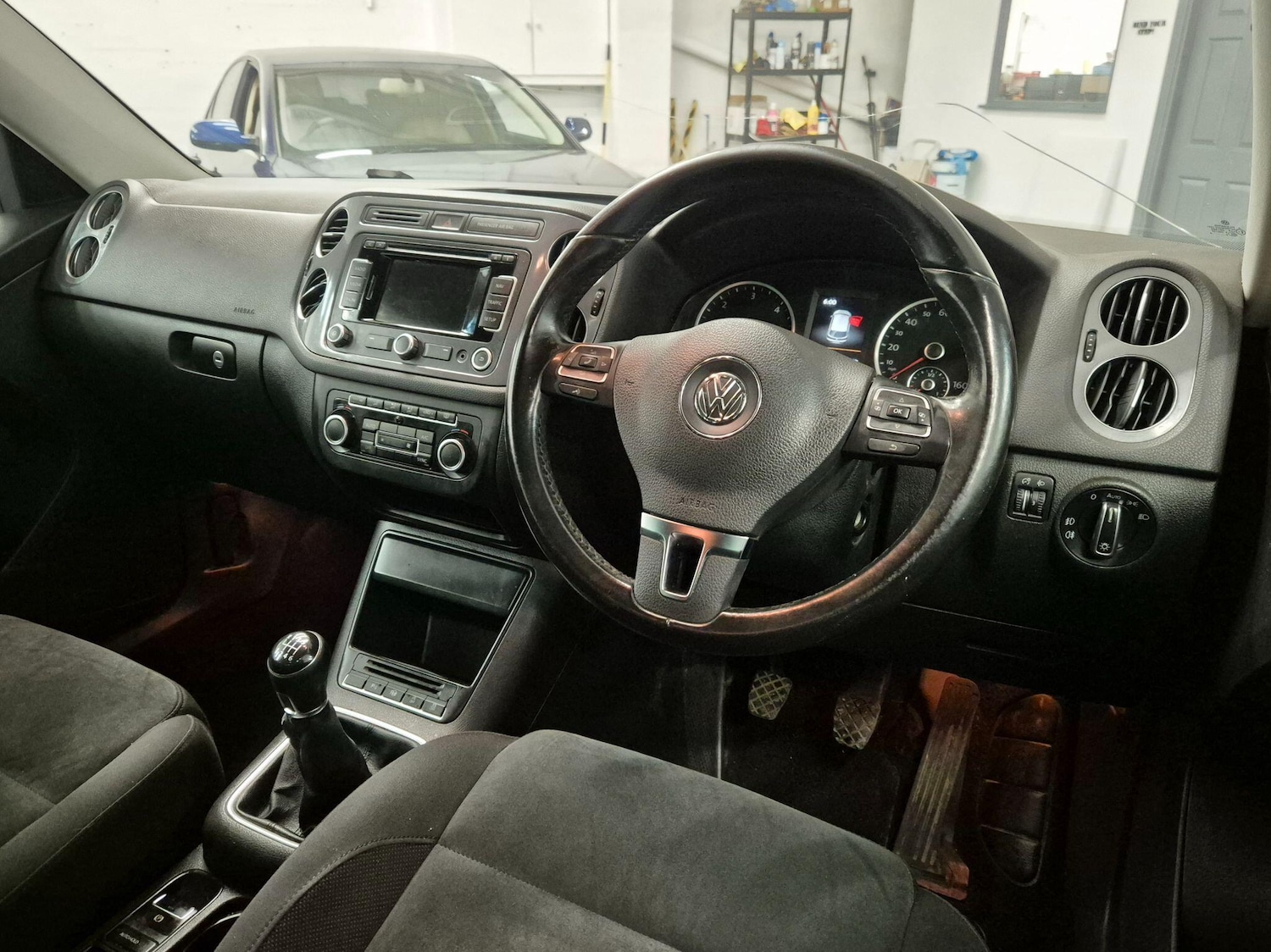 Used Volkswagen Tiguan 2015 for sale - 77696679: Photo 24