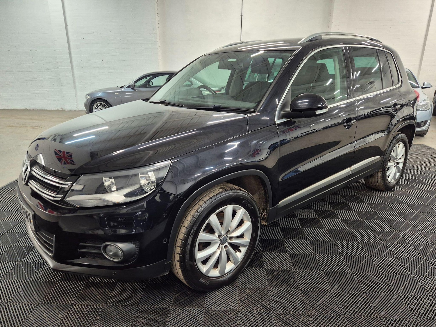 Used Volkswagen Tiguan 2015 for sale - 77696679: Photo 3