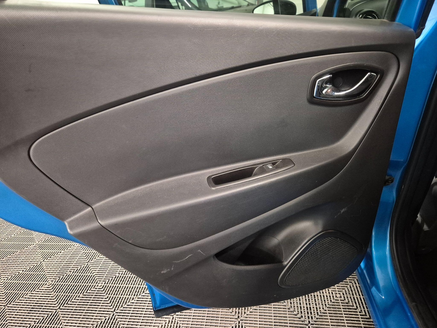 Used Renault Captur 2015 for sale - 78058783: Photo 42