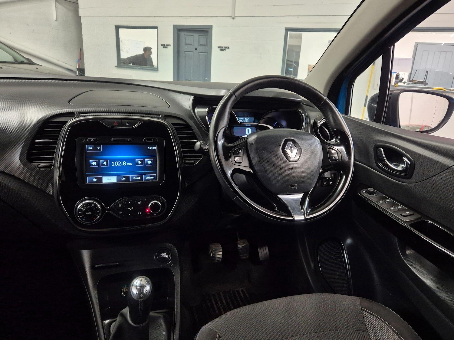 Used Renault Captur 2015 for sale - 78058783: Photo 44