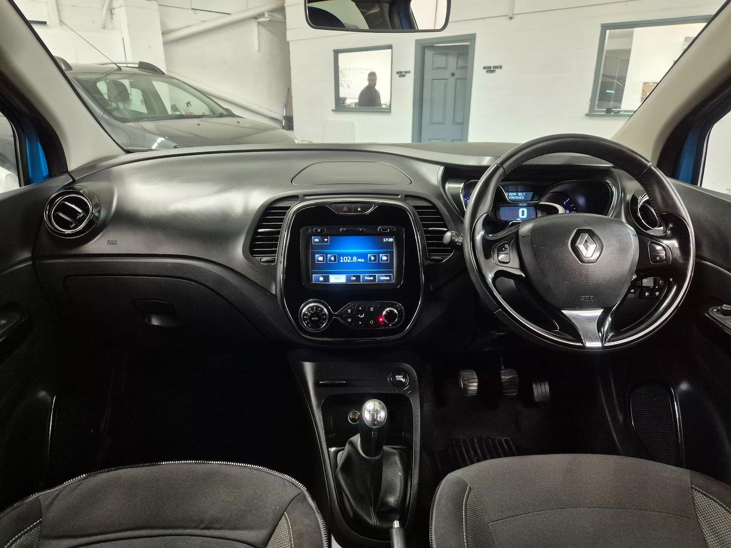 Used Renault Captur 2015 for sale - 78058783: Photo 45