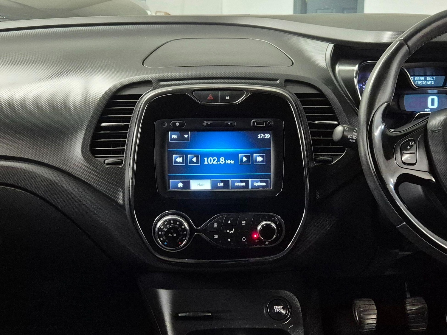 Used Renault Captur 2015 for sale - 78058783: Photo 46