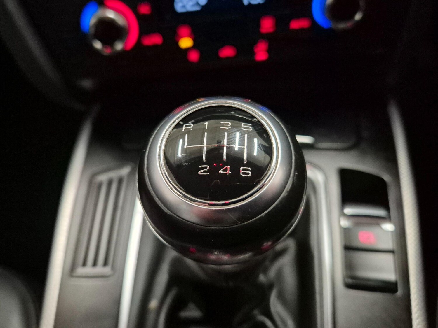 Used Audi A4 2013 for sale - 76422489: Photo 14