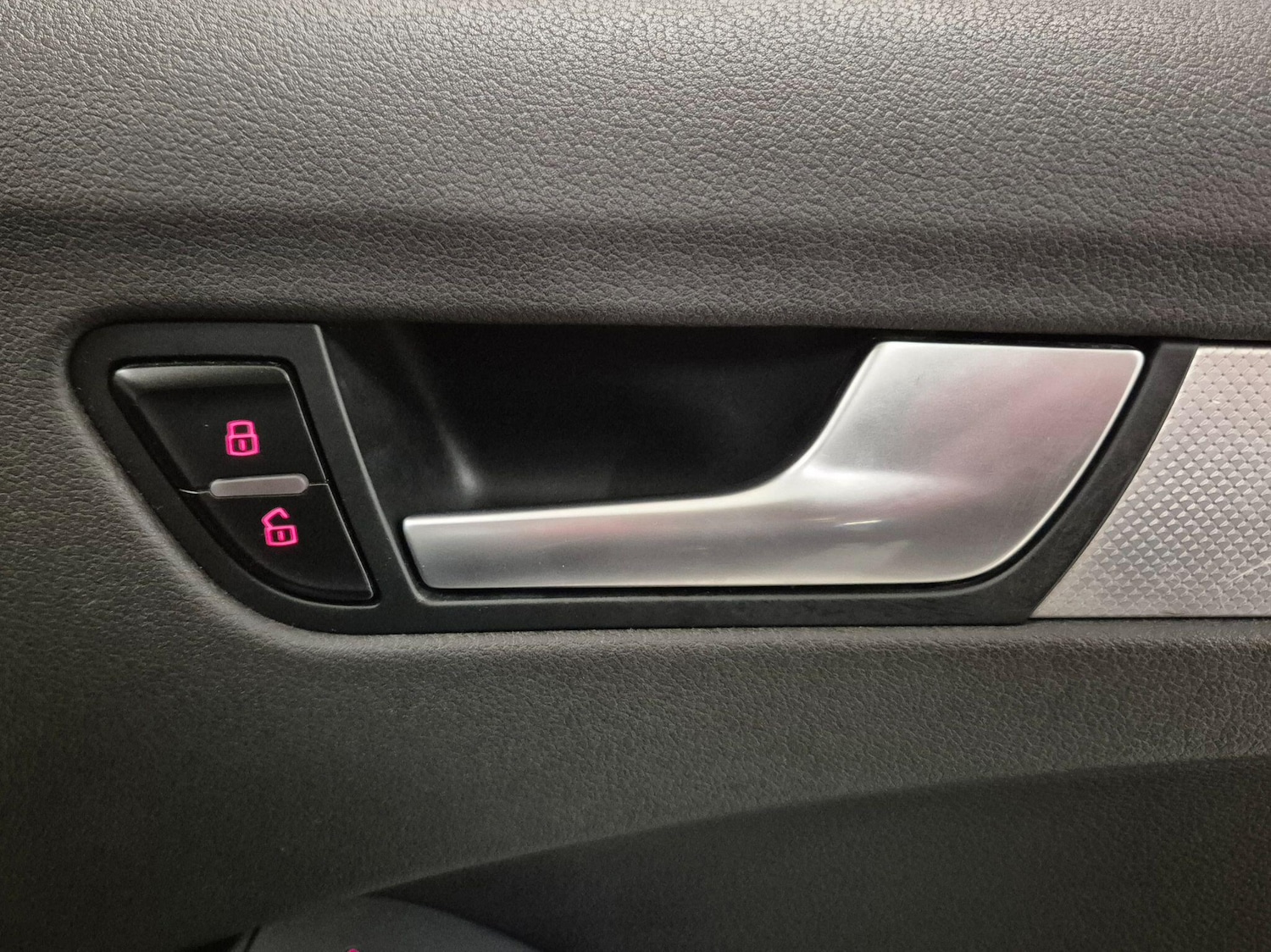 Used Audi A4 2013 for sale - 76422489: Photo 30