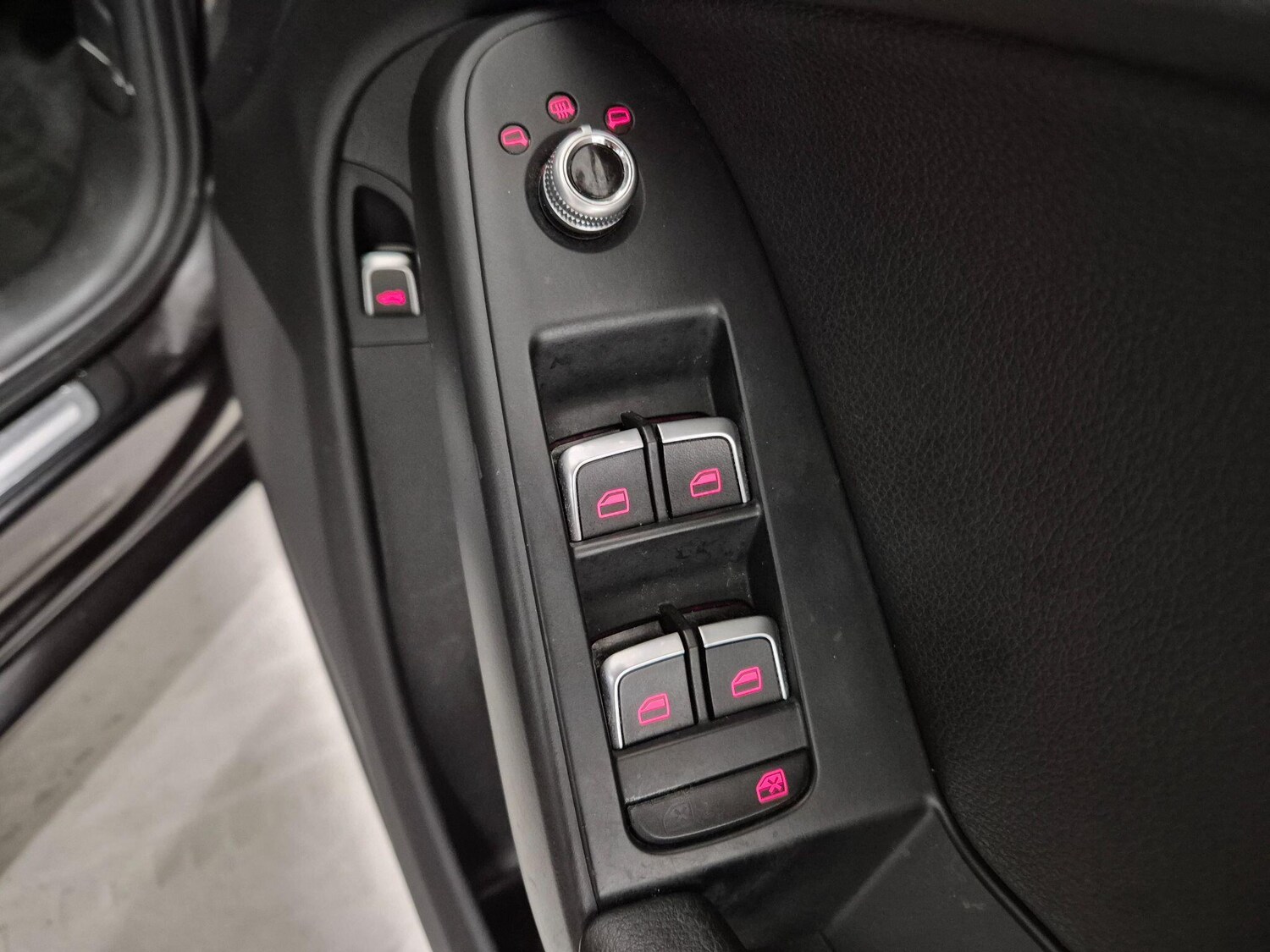 Used Audi A4 2013 for sale - 76422489: Photo 32