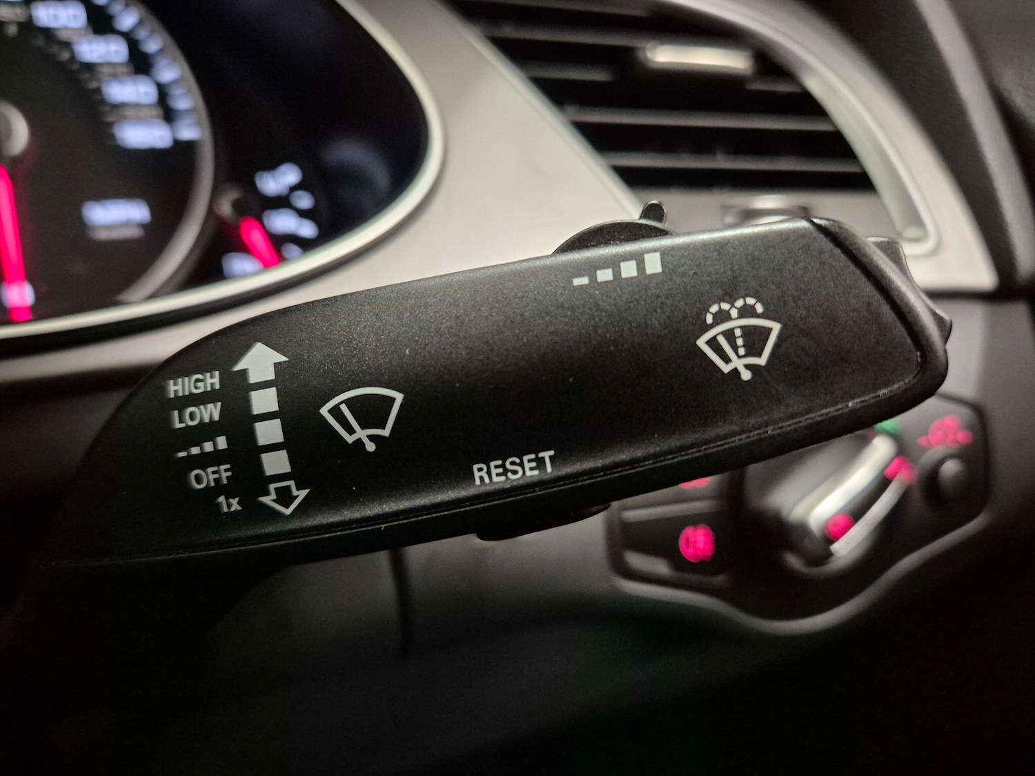 Used Audi A4 2013 for sale - 76422489: Photo 38