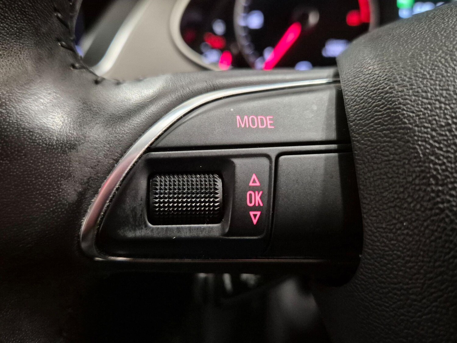 Used Audi A4 2013 for sale - 76422489: Photo 40