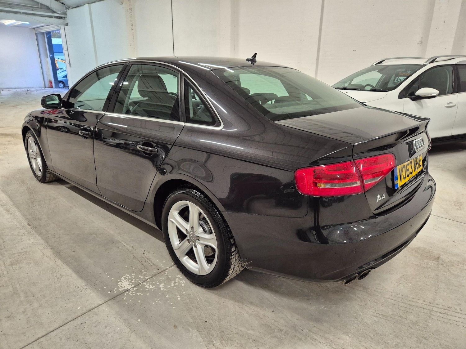 Used Audi A4 2013 for sale - 76422489: Photo 6