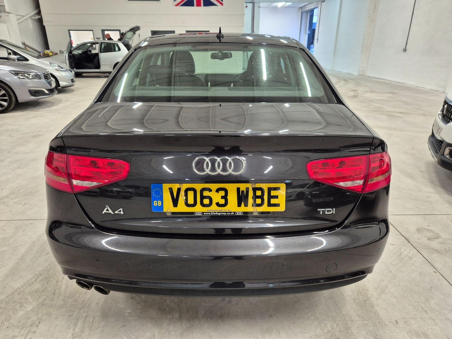 Used Audi A4 2013 for sale - 76422489: Photo 8