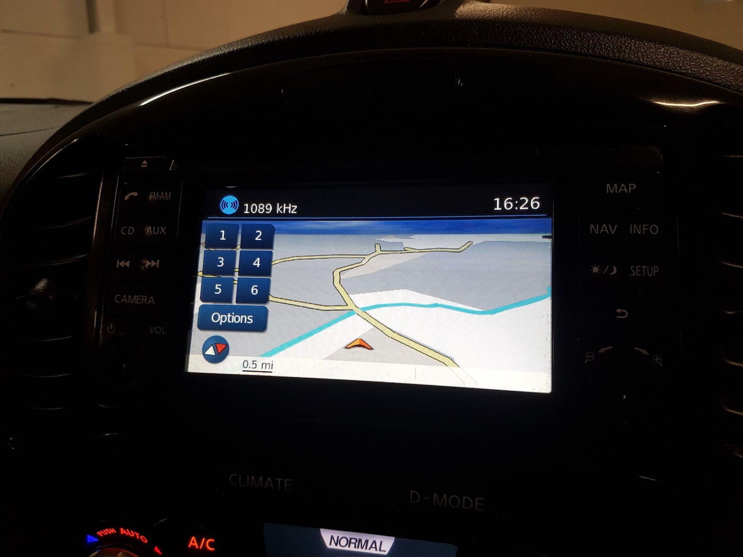 Used Nissan Juke 2014 for sale - 76485089: Photo 26