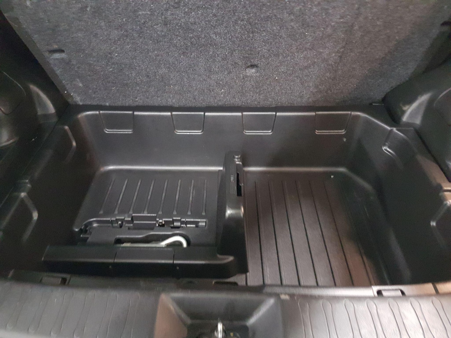 Used Nissan Juke 2014 for sale - 76485089: Photo 29