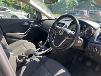 Used Vauxhall Astra 2013 for sale - 78759878: Photo