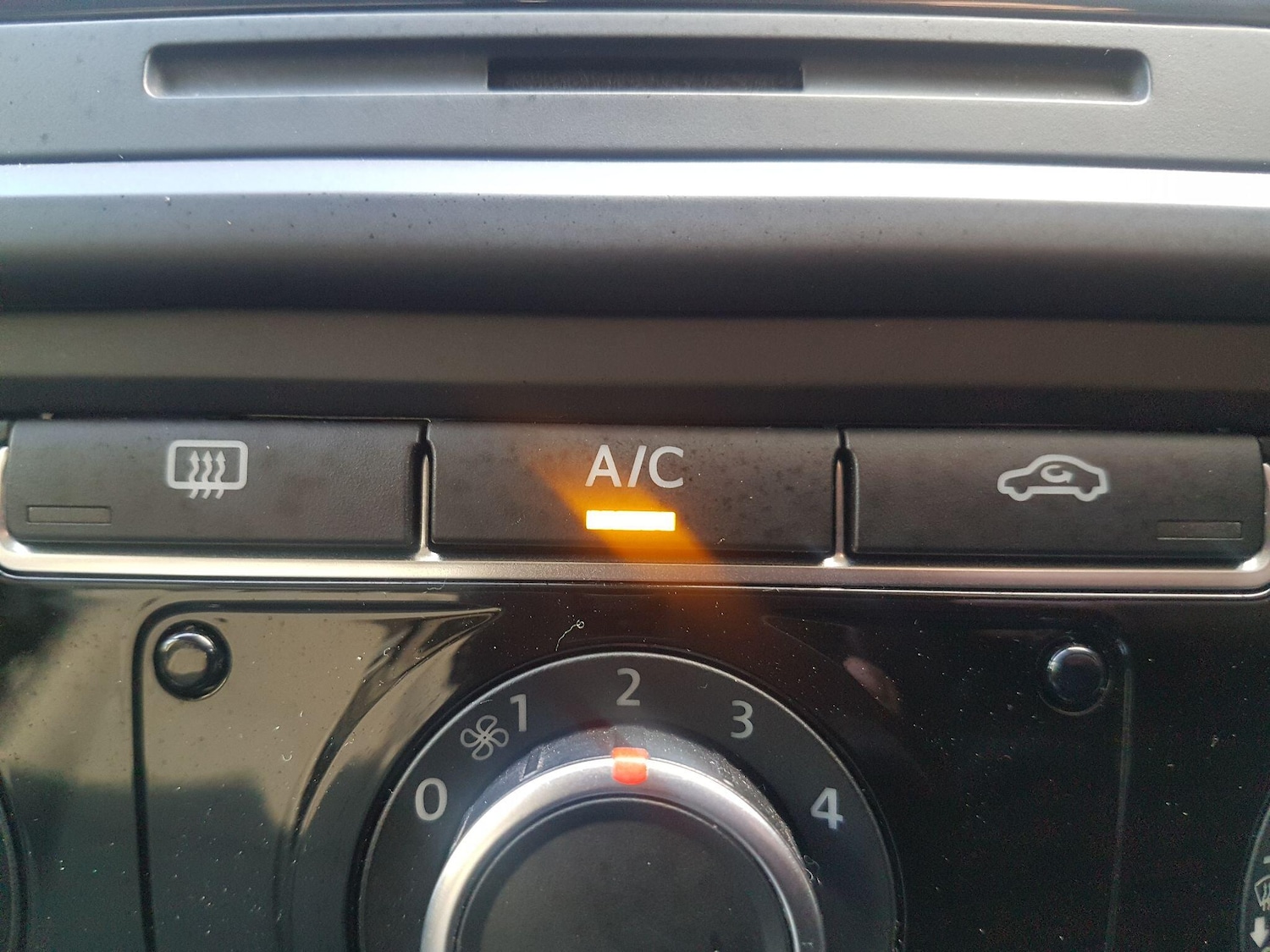 Used Volkswagen Golf 2012 for sale - 76398094: Photo 20