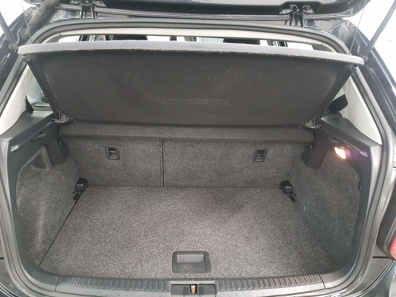 Used Volkswagen Polo 2014 for sale - 77067199: Photo 37