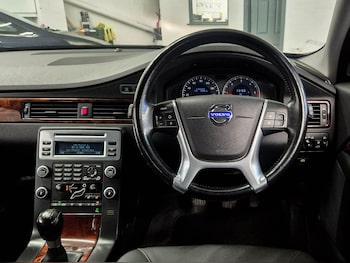 Used Volvo V70 2009 for sale - 78471217: Photo