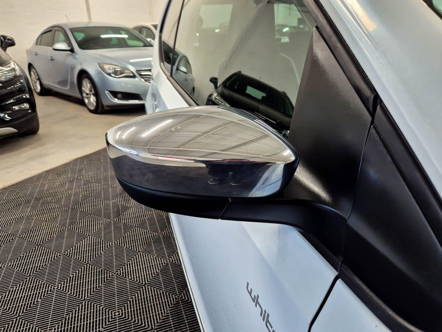 Used Volkswagen up! 2012 for sale - 77737870: Photo 17