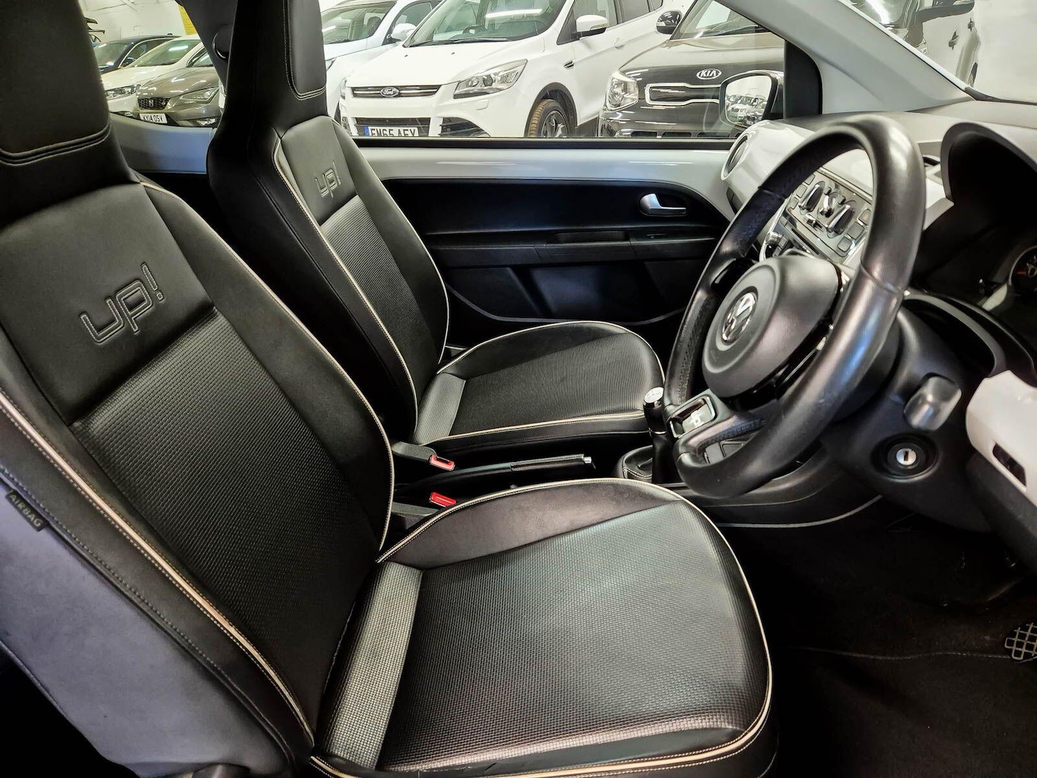 Used Volkswagen up! 2012 for sale - 77737870: Photo 37