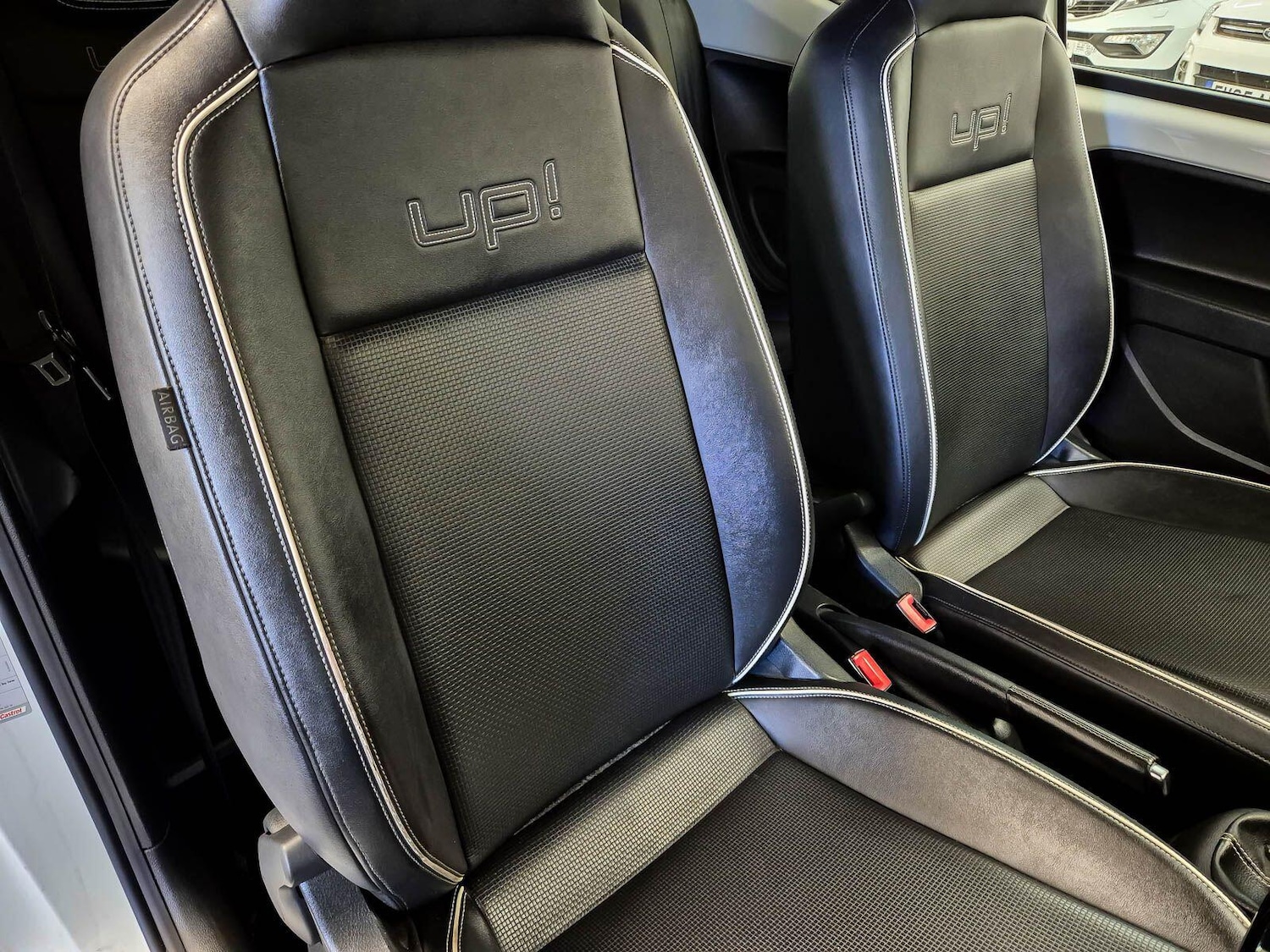 Used Volkswagen up! 2012 for sale - 77737870: Photo 39