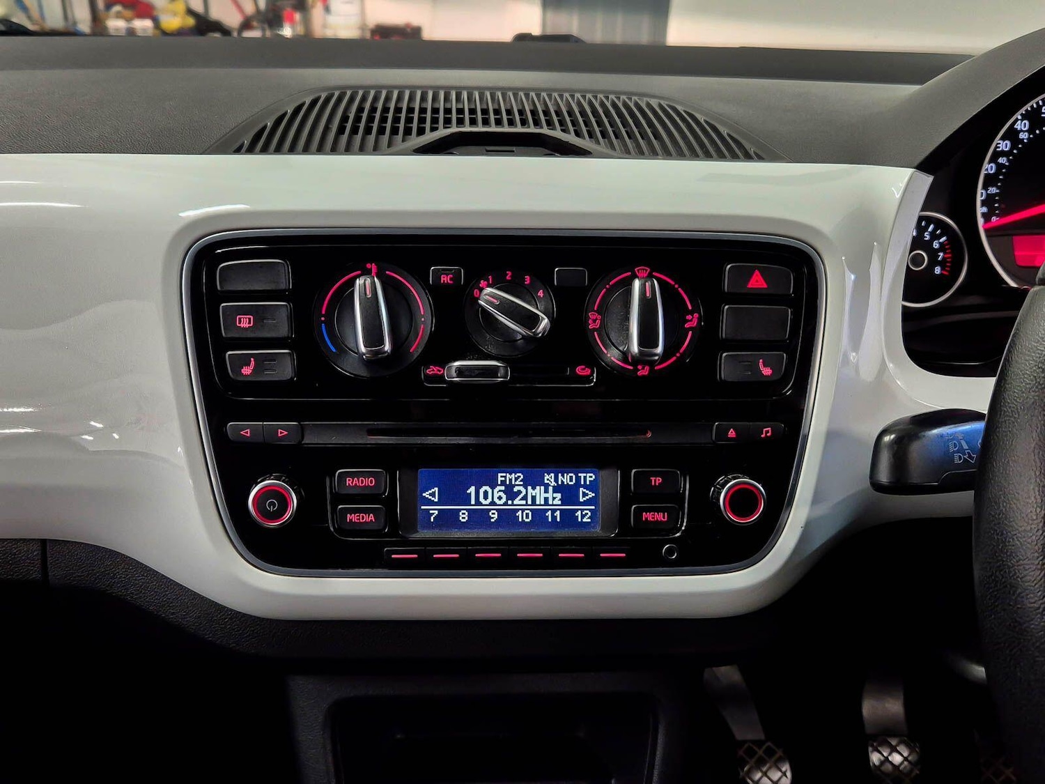 Used Volkswagen up! 2012 for sale - 77737870: Photo 56