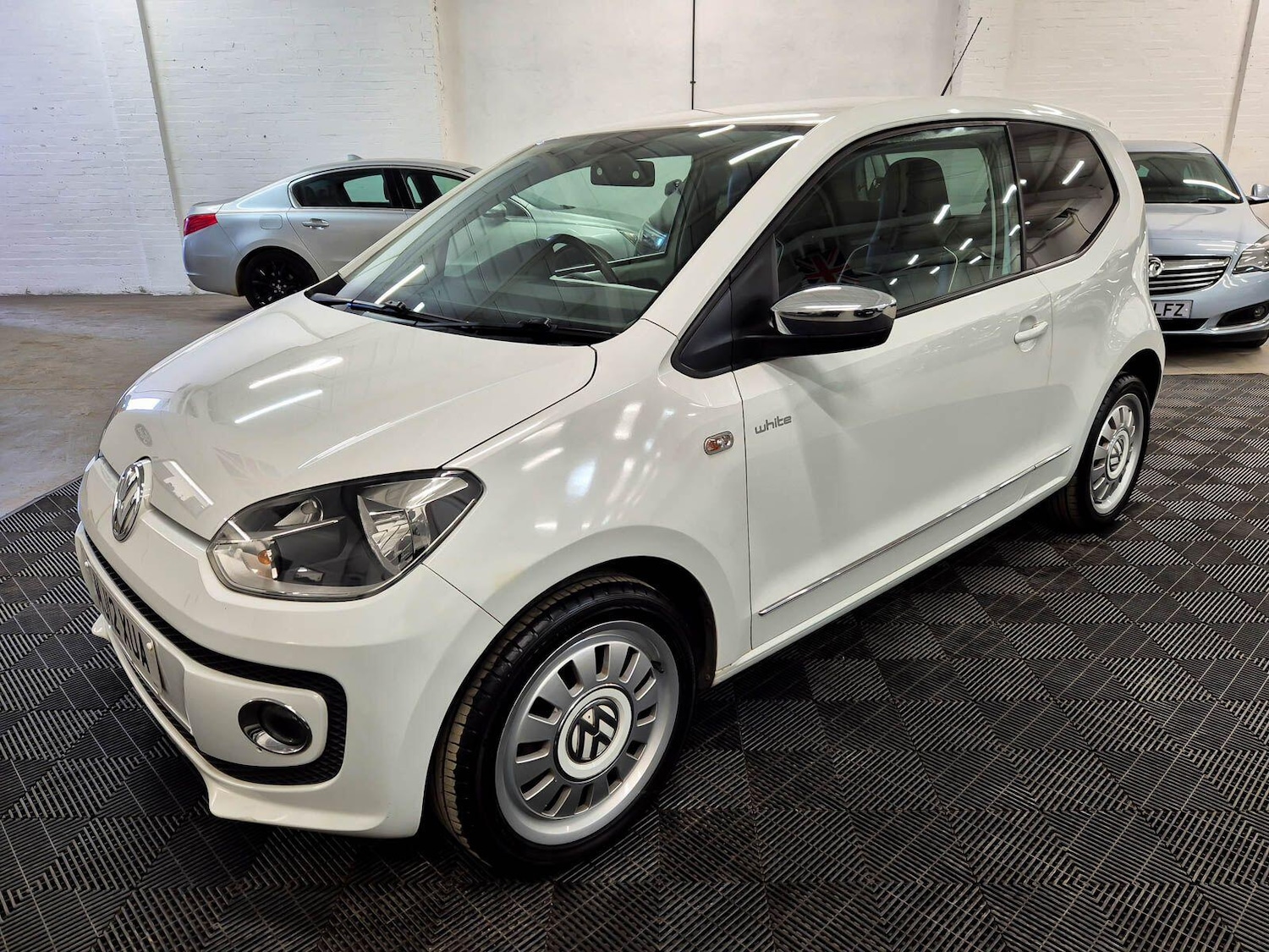 Used Volkswagen up! 2012 for sale - 77737870: Photo 6