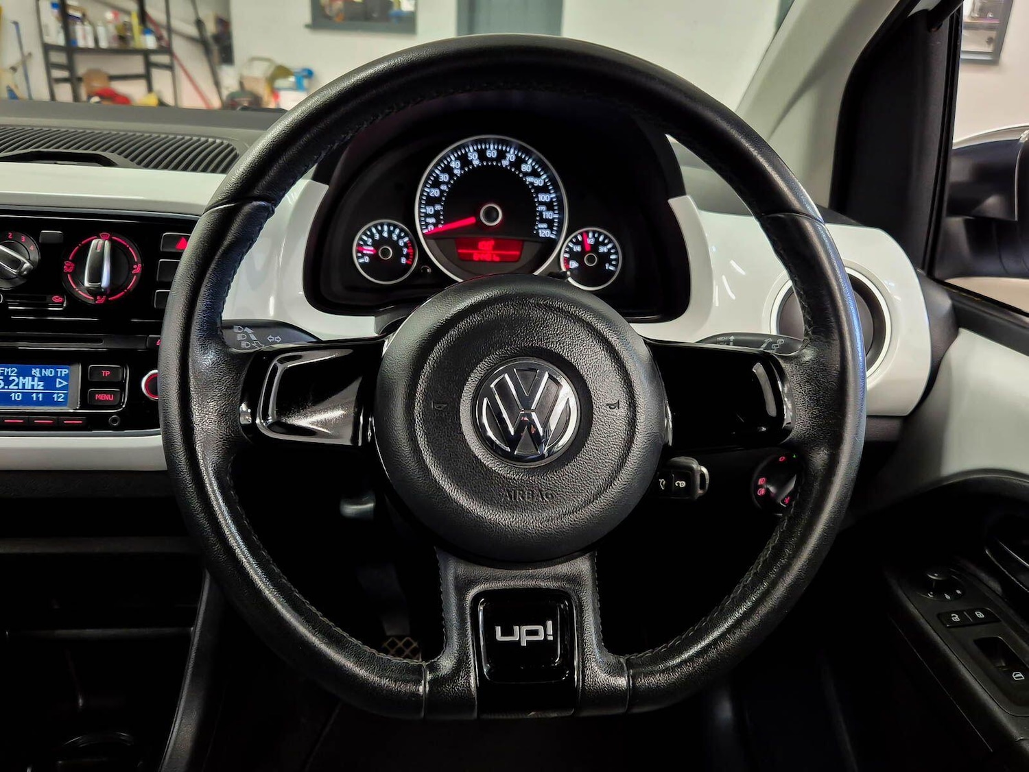 Used Volkswagen up! 2012 for sale - 77737870: Photo 62