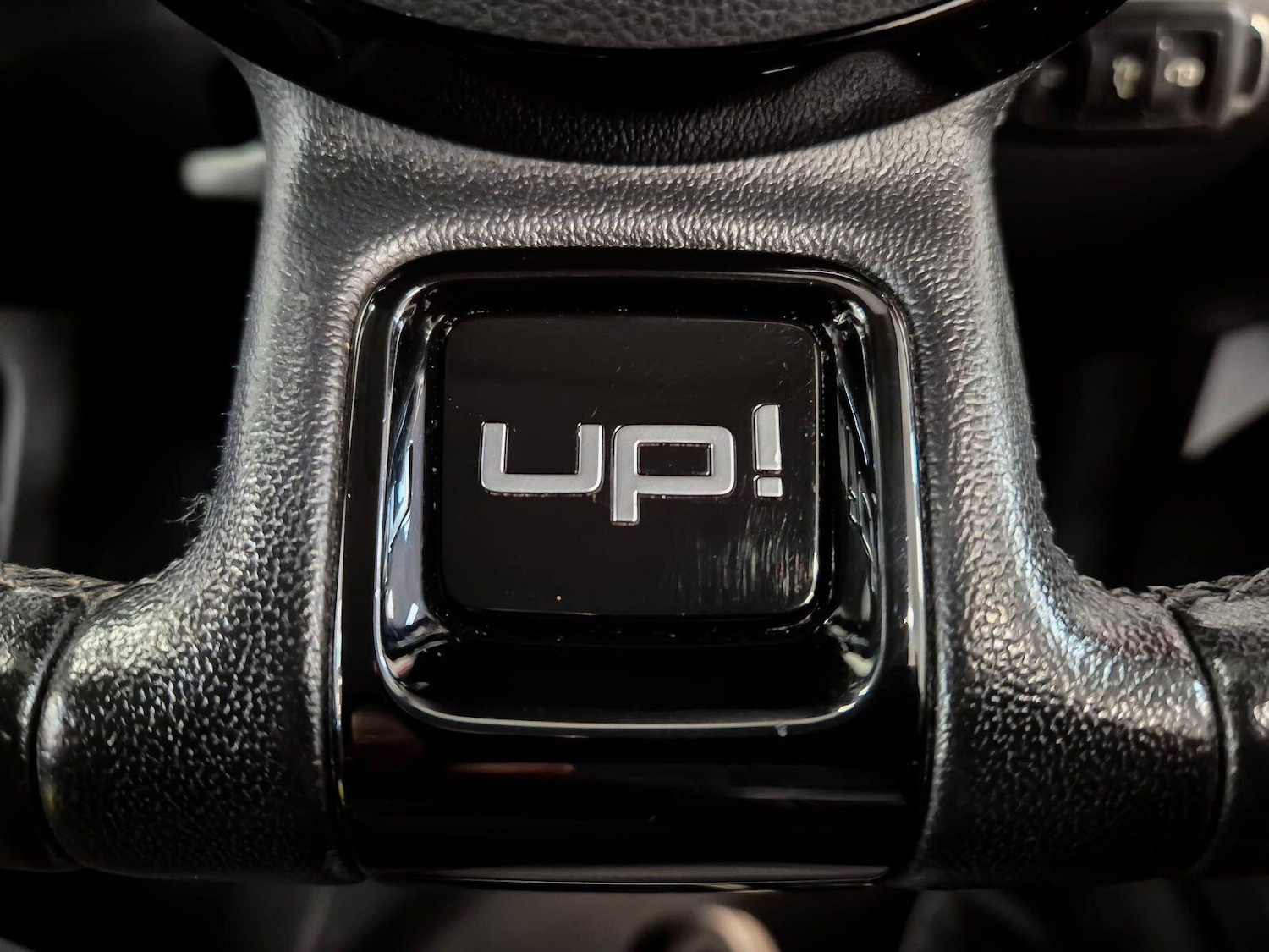 Used Volkswagen up! 2012 for sale - 77737870: Photo 64