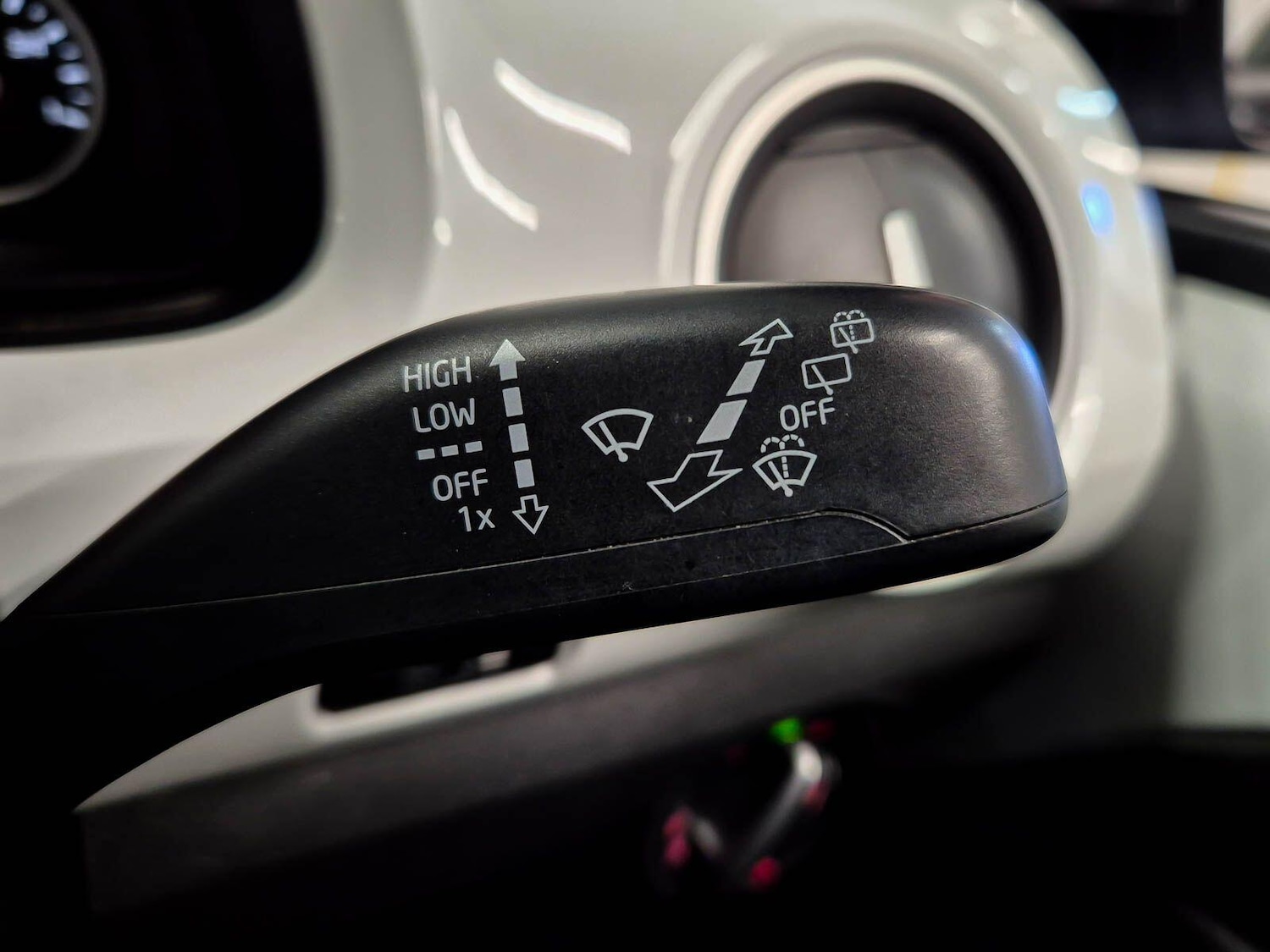 Used Volkswagen up! 2012 for sale - 77737870: Photo 66