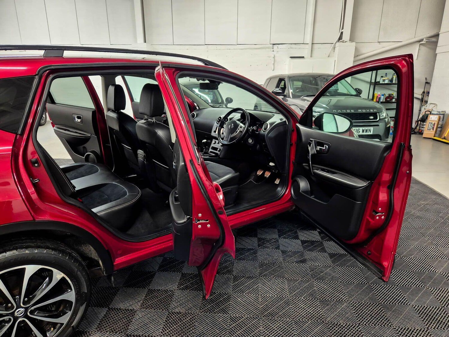 Used Nissan Qashqai 2013 for sale - 77478778: Photo 28