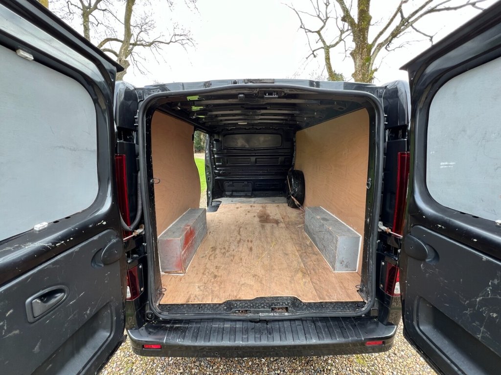 Used Vauxhall Vivaro 2016 for sale - 78081467: Photo 13