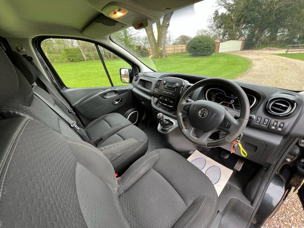 Used Vauxhall Vivaro 2016 for sale - 78081467: Photo 9