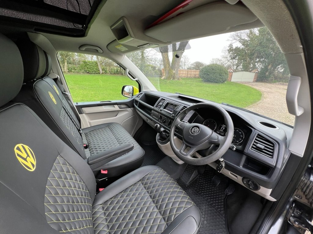 Used Volkswagen Transporter 2015 for sale - 78081481: Photo 14