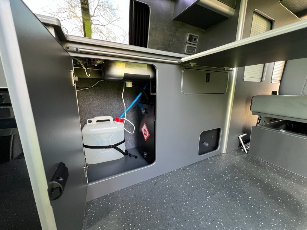 Used Volkswagen Transporter 2016 for sale - 78081473: Photo 36