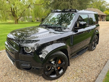 Used Land Rover Defender 90 2023 for sale - 78514601: Photo