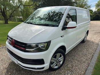 Used Volkswagen Transporter 2018 for sale - 78514930: Photo