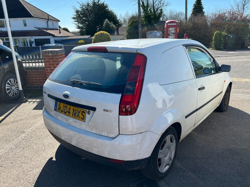 Used Ford Fiesta 2004 for sale - 78081472: Photo 1