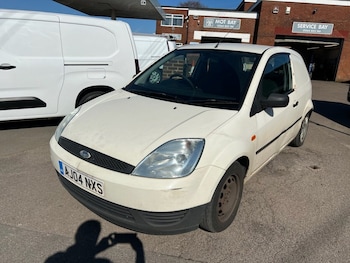 Used Ford Fiesta 2004 for sale - 78081472: Photo