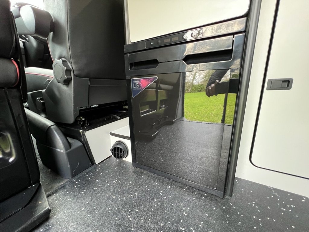 Used Volkswagen Transporter 2023 for sale - 78081480: Photo 25