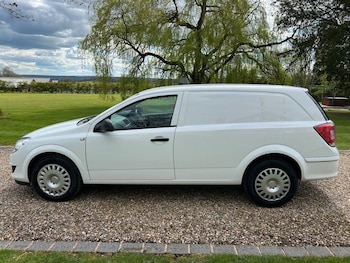 Used Vauxhall Astra Van 2013 for sale - 78331053: Photo