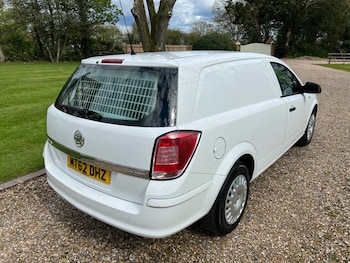 Used Vauxhall Astra Van 2013 for sale - 78331053: Photo
