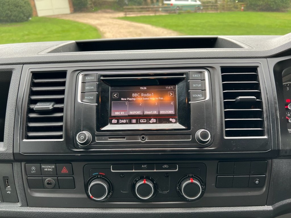 Used Volkswagen Transporter 2018 for sale - 78081477: Photo 20