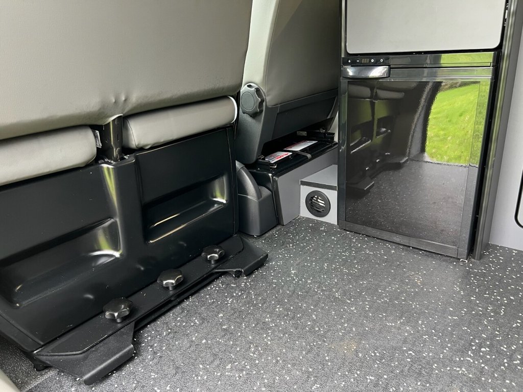 Used Volkswagen Transporter 2018 for sale - 78081477: Photo 38