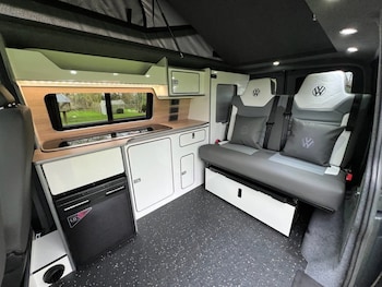 Used Volkswagen Transporter 2021 for sale - 78081479: Photo