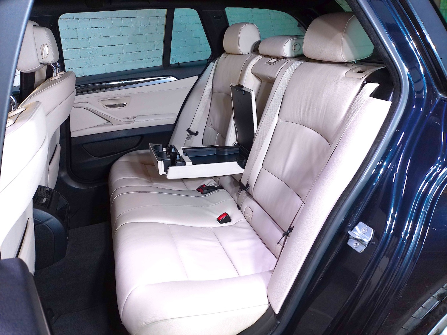 Used BMW 5 Series 2012 for sale - 76455363: Photo 42