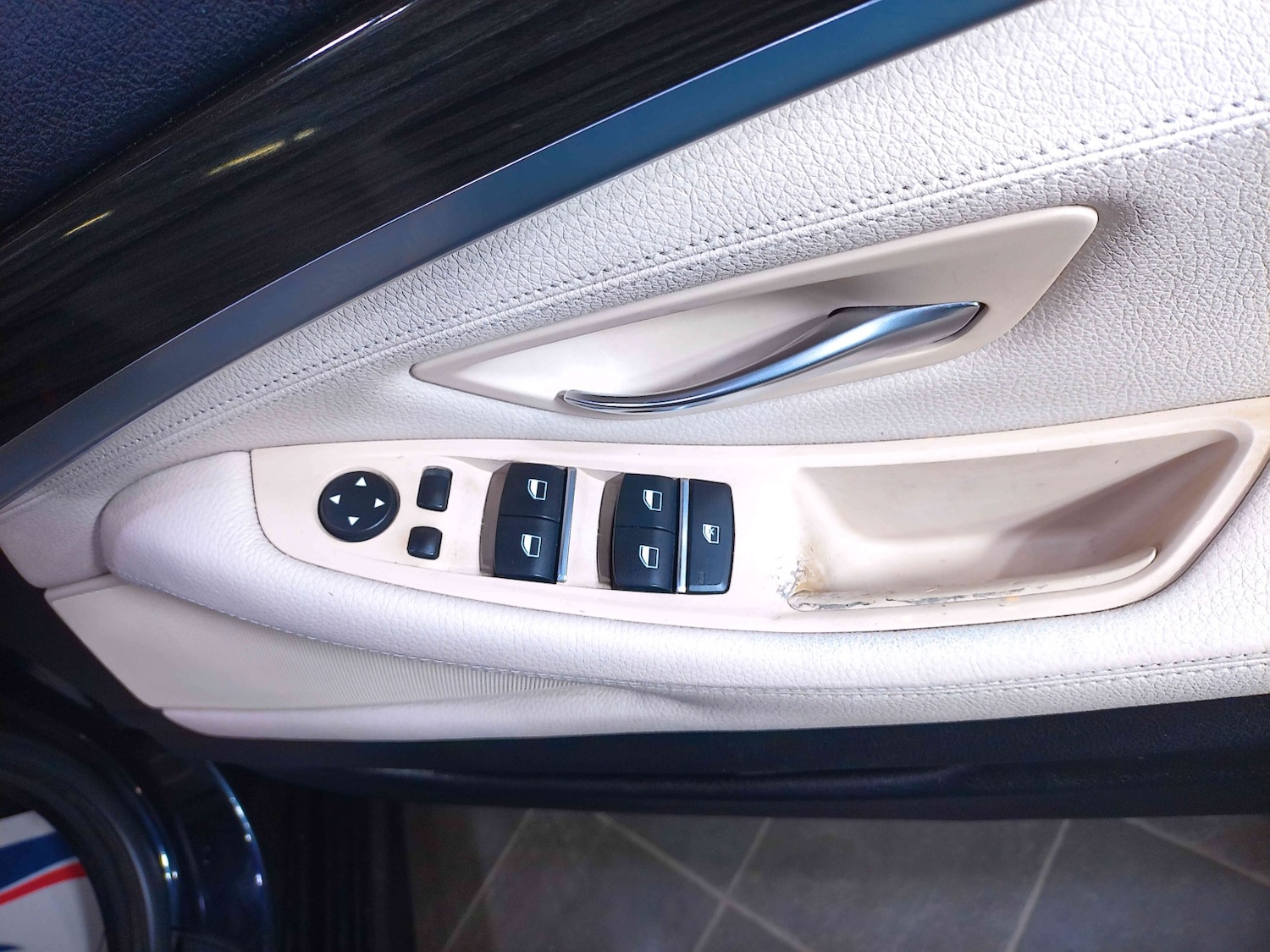 Used BMW 5 Series 2012 for sale - 76455363: Photo 5