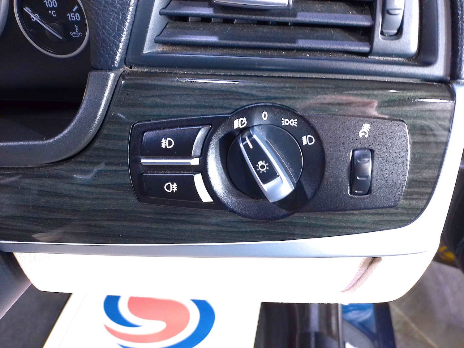 Used BMW 5 Series 2012 for sale - 76455363: Photo 9