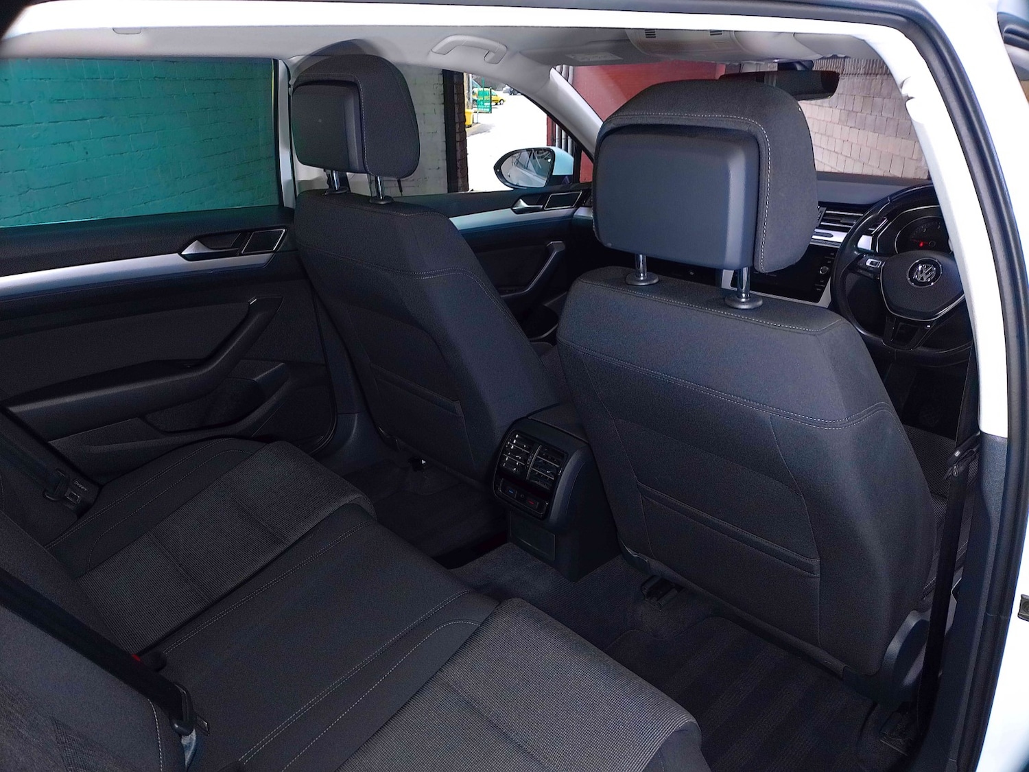 Used Volkswagen Passat 2018 for sale - 77609989: Photo 28