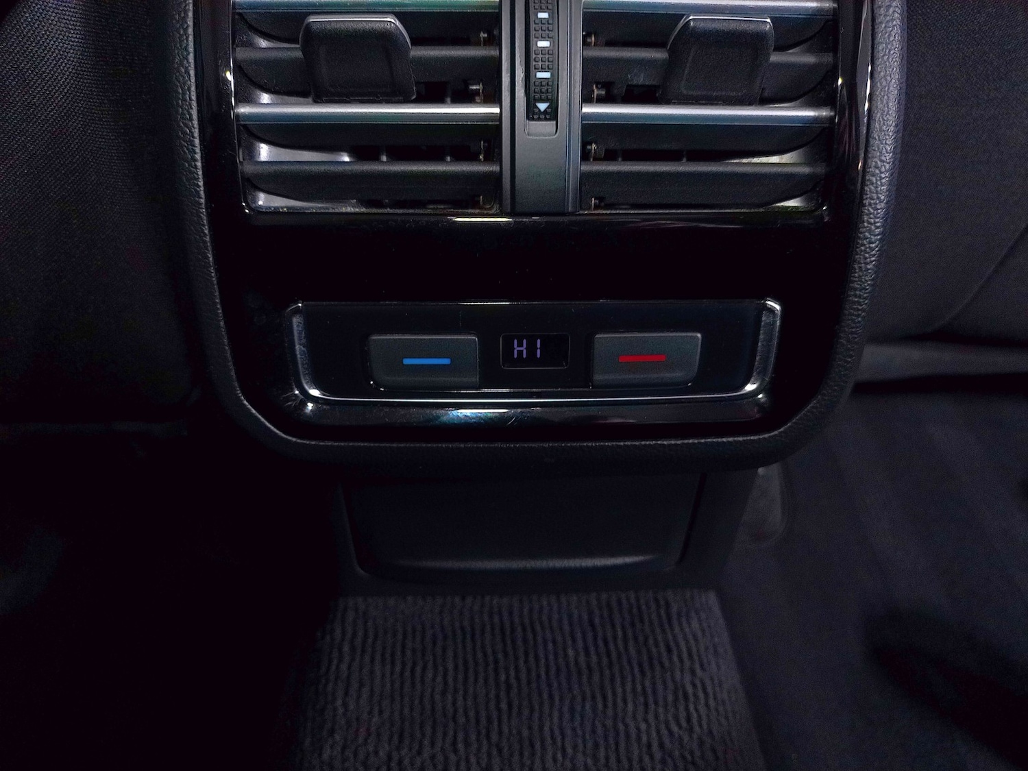 Used Volkswagen Passat 2018 for sale - 77609989: Photo 30