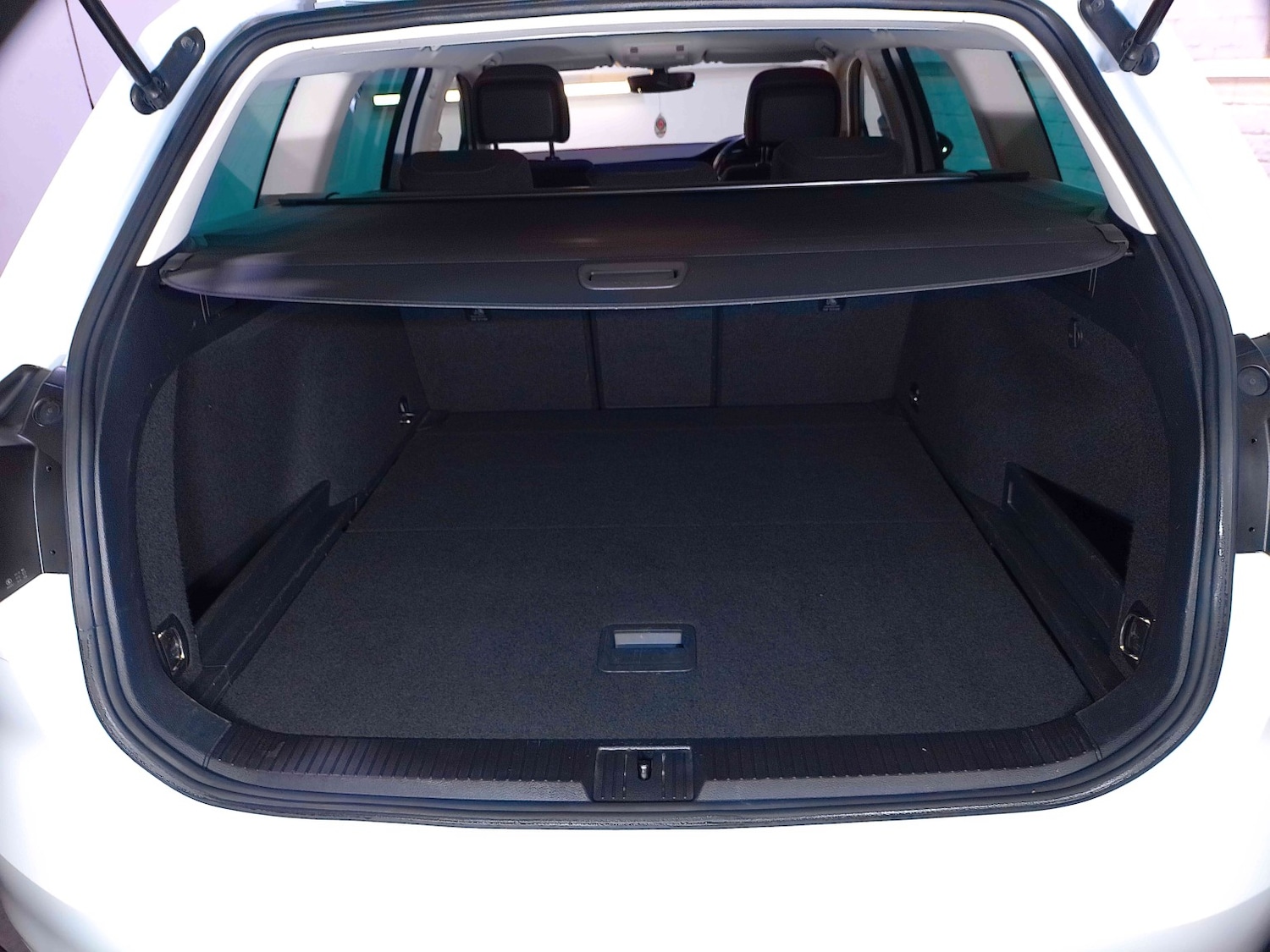 Used Volkswagen Passat 2018 for sale - 77609989: Photo 37