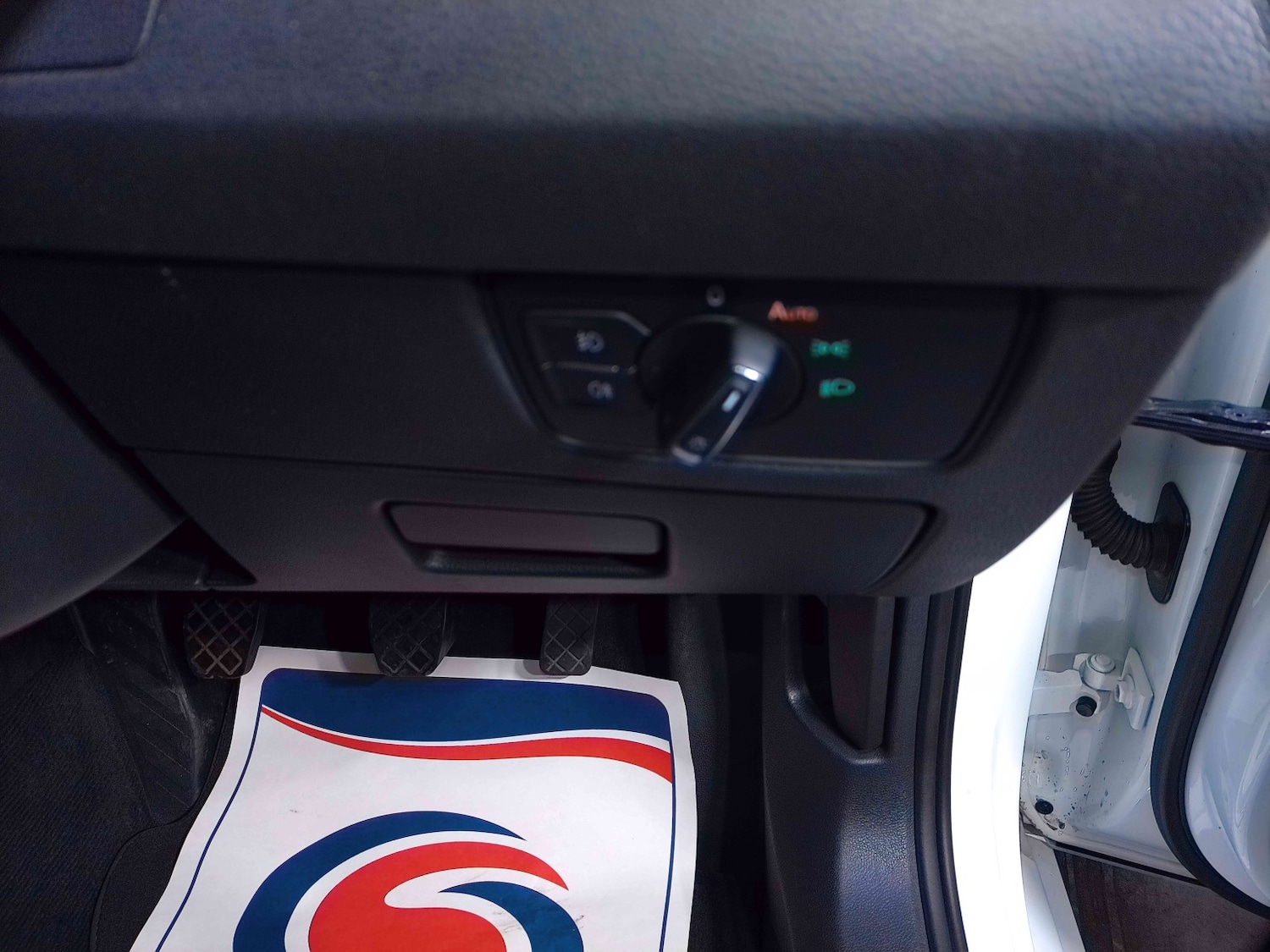 Used Volkswagen Passat 2018 for sale - 77609989: Photo 9